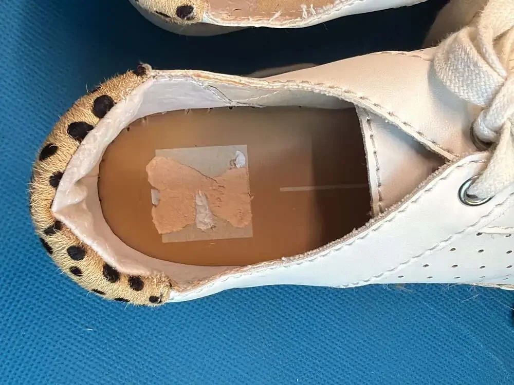 Dolce Vita Morris  Size 7 Off White Espadrille Animal Print Detail Sneakers